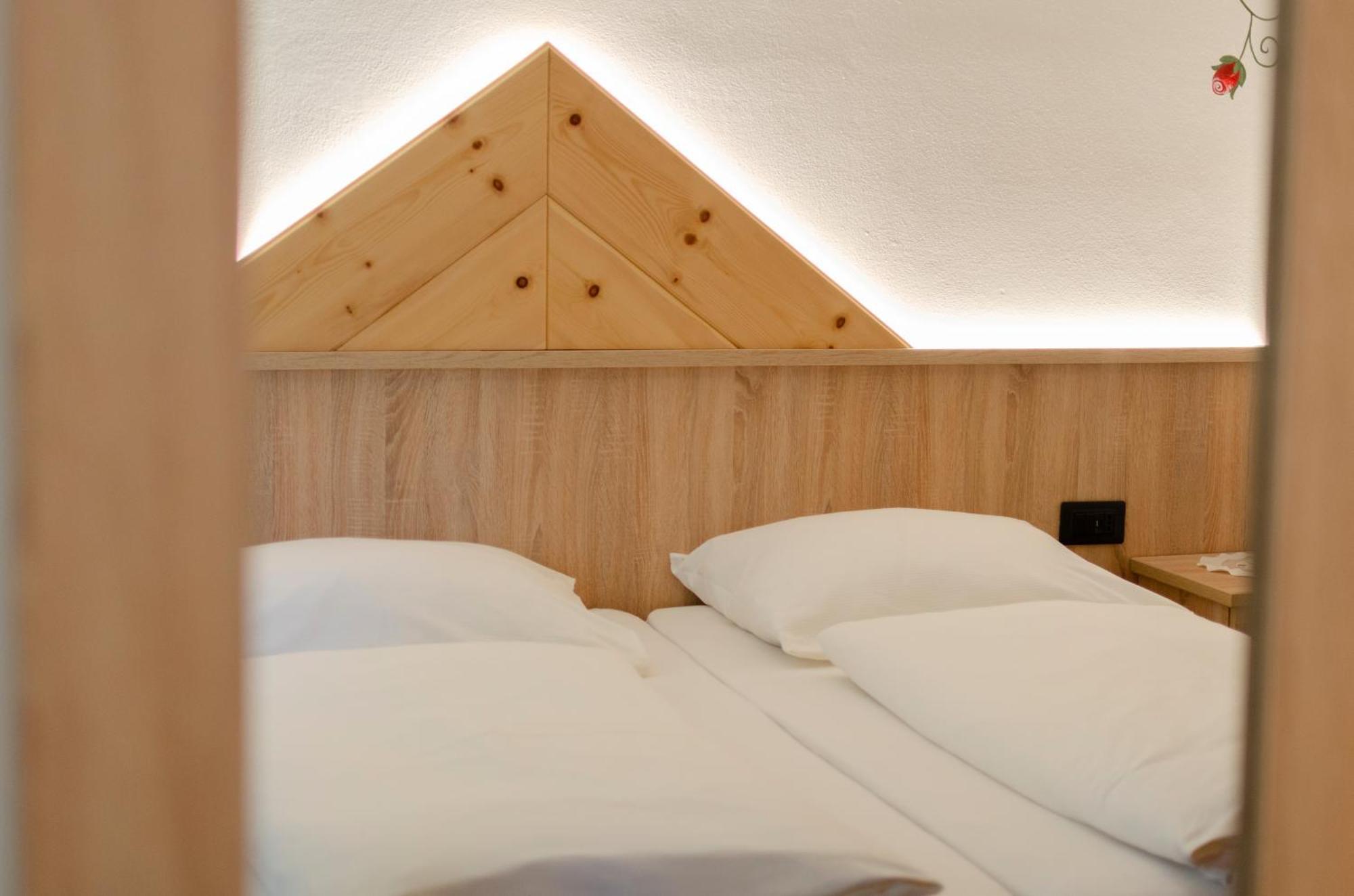 Hotel Kyrr Smart Mountain Retreat à Moena Extérieur photo
